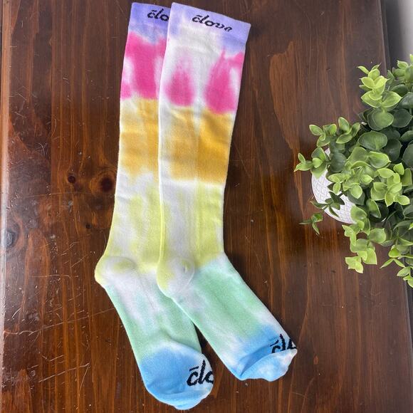 Clove Shoes Knee High Compression Socks Rainbow Tie Dye NEW Medium - Picture 3 of 6